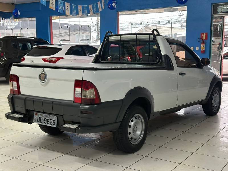 FIAT - STRADA - 2013/2013 - Branca - R$ 40.900,00