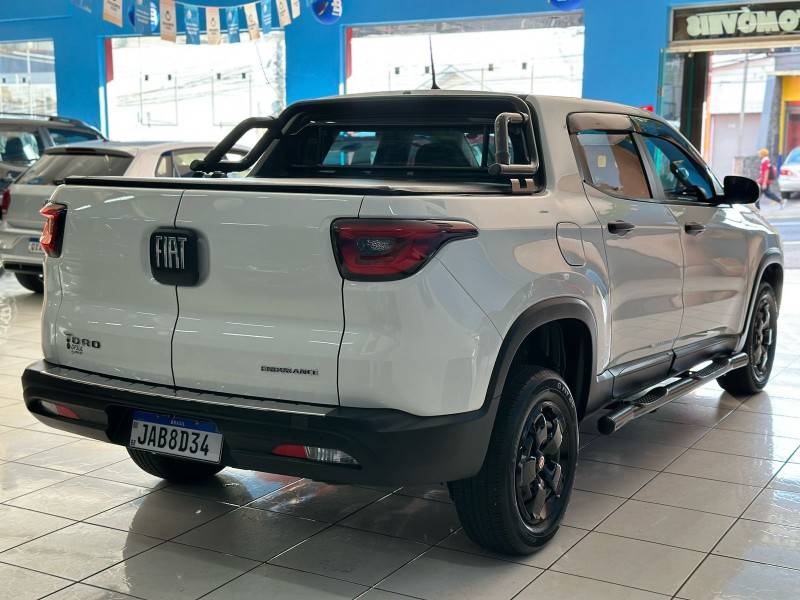 FIAT - TORO - 2020/2020 - Branca - R$ 92.900,00