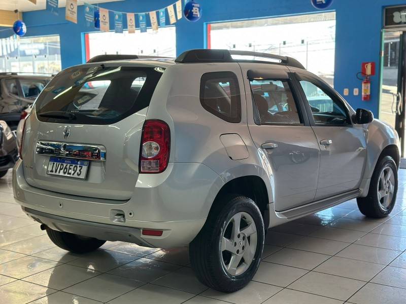 RENAULT - DUSTER - 2014/2014 - Prata - R$ 52.900,00