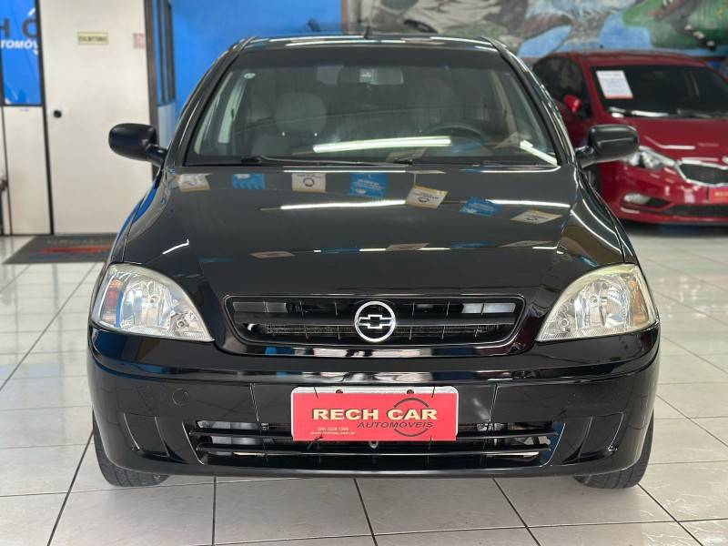 CHEVROLET - CORSA - 2006/2006 - Preta - R$ 25.900,00