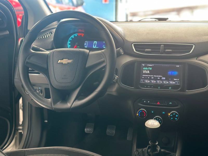 CHEVROLET - PRISMA - 2014/2014 - Prata - R$ 47.900,00