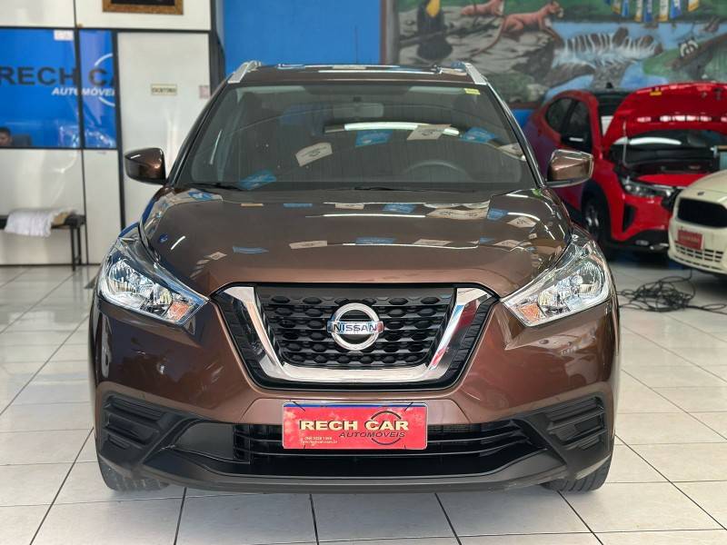 NISSAN - KICKS - 2019/2019 - Marrom - R$ 76.900,00