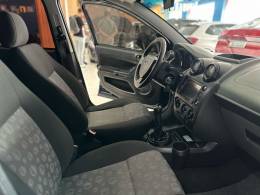 FORD - FIESTA - 2012/2012 - Preta - R$ 27.900,00