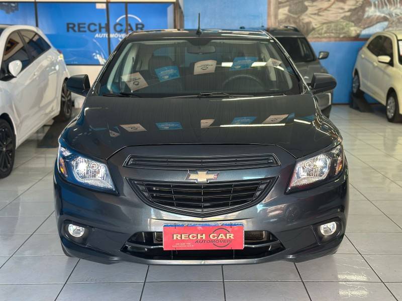 CHEVROLET - ONIX - 2019/2019 - Cinza - R$ 51.900,00