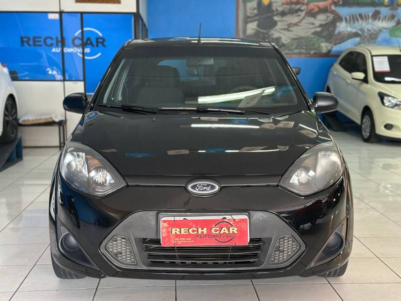 FORD - FIESTA - 2012/2012 - Preta - R$ 27.900,00
