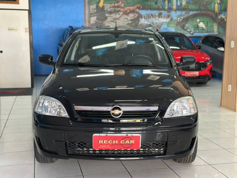 CHEVROLET - CORSA - 2010/2010 - Preta - R$ 27.900,00