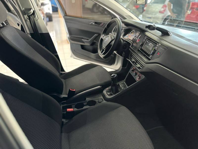 VOLKSWAGEN - POLO - 2020/2020 - Prata - R$ 61.900,00