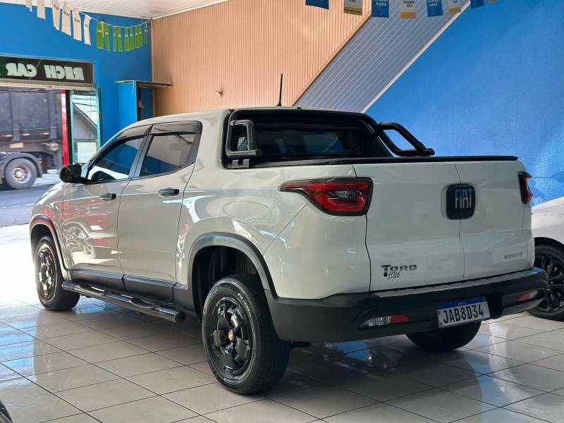FIAT - TORO - 2020/2020 - Branca - R$ 92.900,00