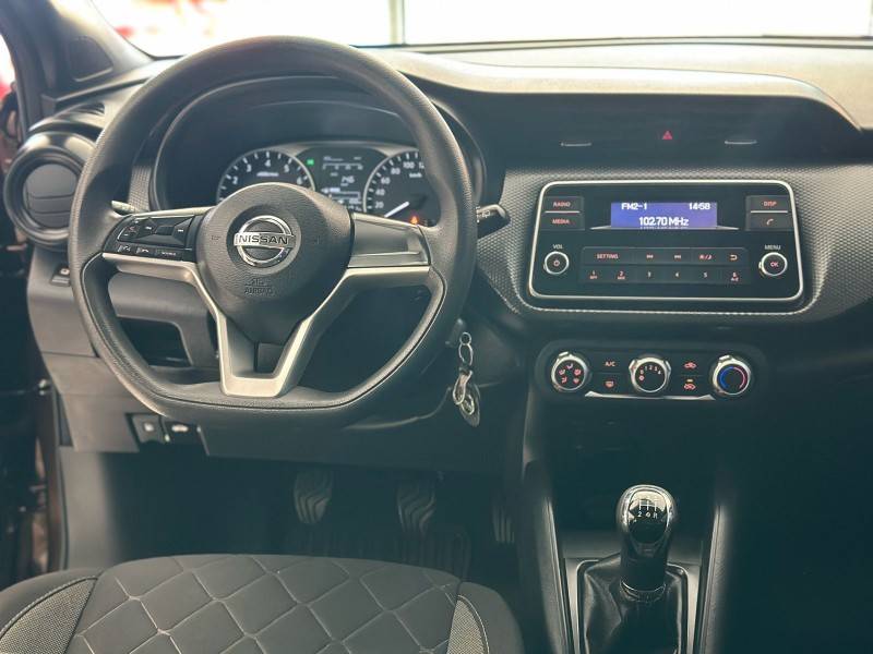 NISSAN - KICKS - 2019/2019 - Marrom - R$ 76.900,00